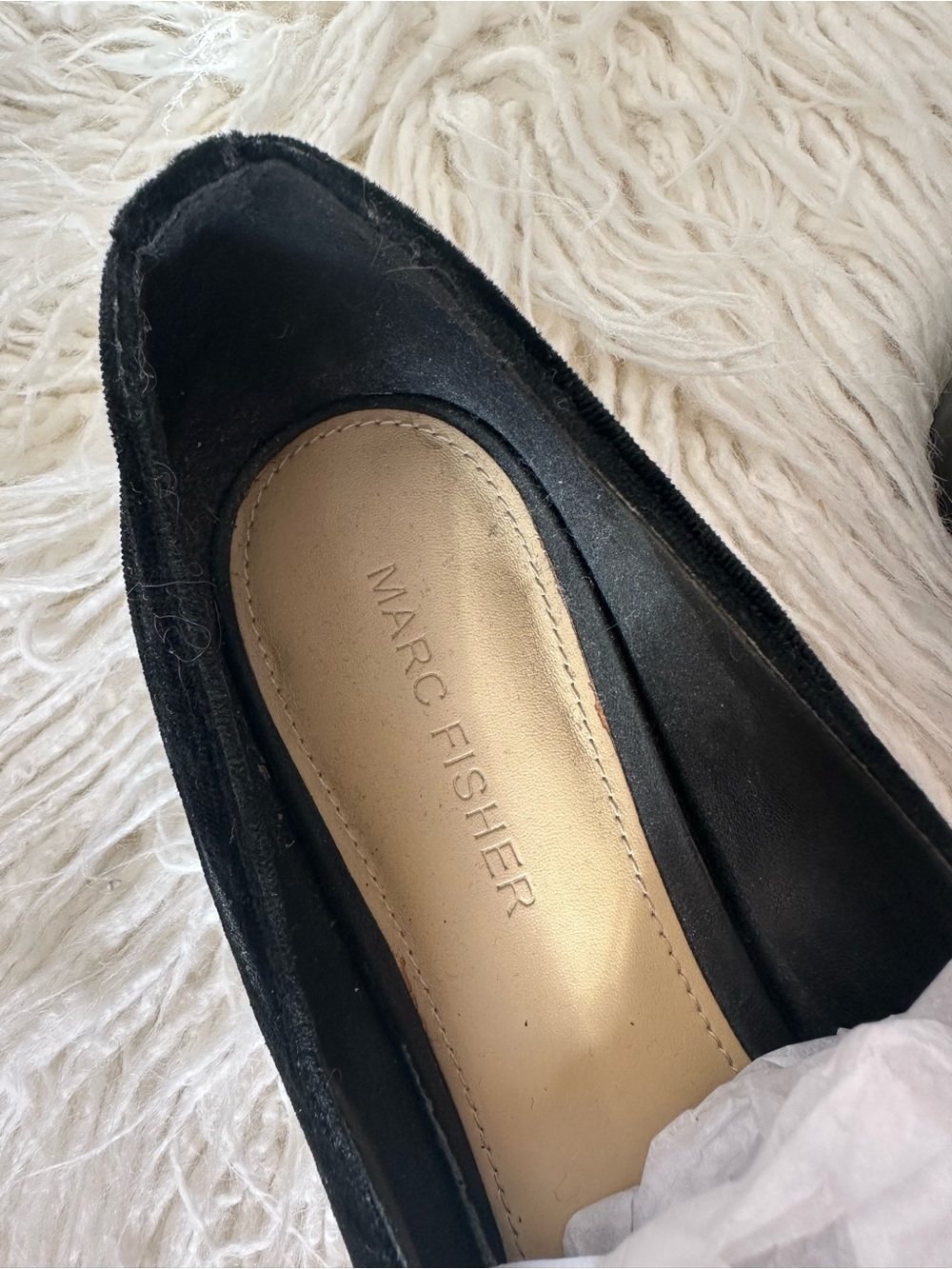Marc Fisher Black Velvet Pearl-Trim Pointed Loafers, size 8 - Picture 10 of 11